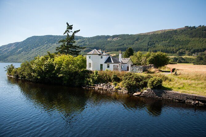 Caledonian Canal and Loch Ness Sightseeing Cruise - Comfort, weather, and the practical stuff that matters