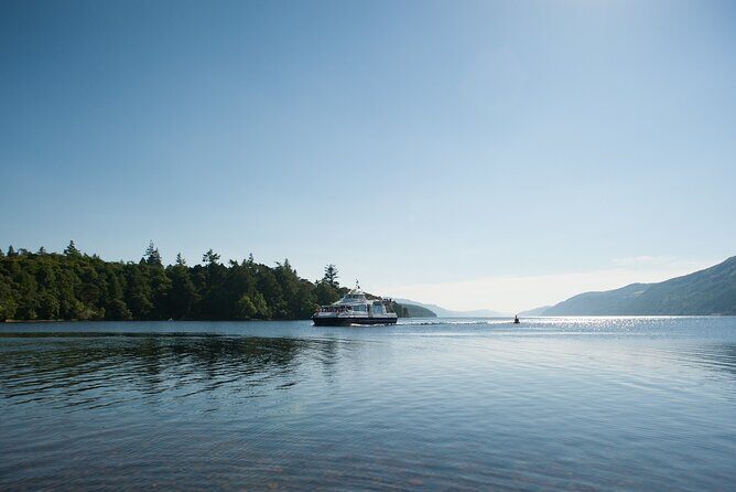 Caledonian Canal and Loch Ness Sightseeing Cruise - Cruising Loch Ness: views, viewing options, and the Nessie sonar moment