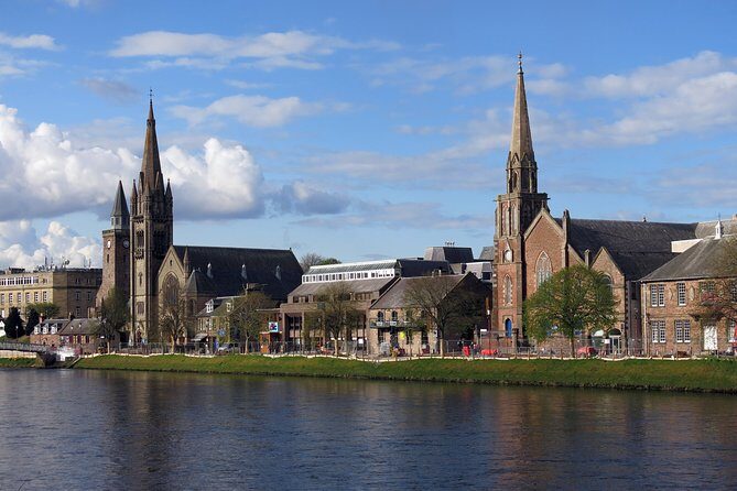 Discovering Inverness: A Self-Guided Audio Tour of the Capital of the Highlands - Small logistics that matter (without turning your day into admin)