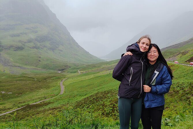 Fort William and Glencoe Tour - Glencoe early arrival: the 3 Waters meeting point and the 3 Sisters views