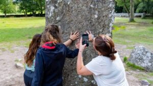 From Inverness: Cawdor Castle, Clava Cairns & The Cairngorms - Cawdor Castle halls and gardens: where you slow down on purpose