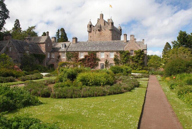 Full-Day Outlander Experience (inc Invergordon Cruise Port) - Private Outlander Sites Around Inverness (up to 7 people)