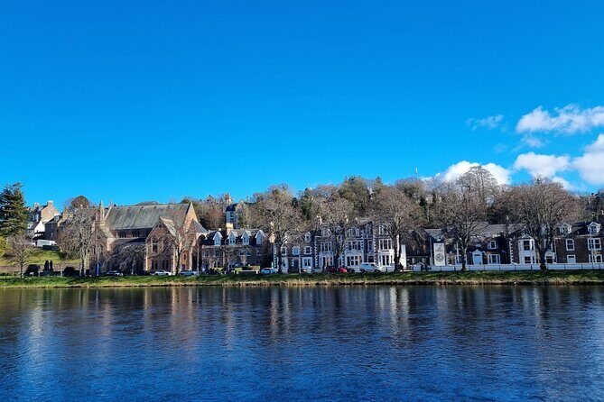 Inverness and Outlander Private Self-Guided Walking Tour - Where the story meets the city: Inverness Castle and the 1945 thread