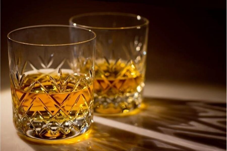 Inverness: Outlander Tour with Whisky Tasting - How the guide style affects your whole day