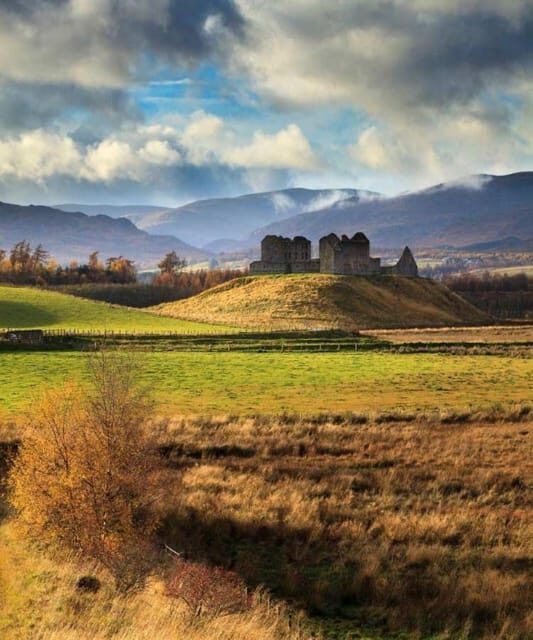 Inverness: Outlander Tour with Whisky Tasting - Culloden Clootie Well: a living tradition before the big battlefield