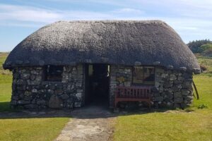 Isle of Skye Day Tour - Loch Ness and Urquhart: photos first, tickets optional