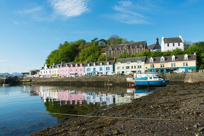 Isle of Skye Full Day Private Tour from Inverness - Eilean Donan Castle: a classic photo stop with real limits