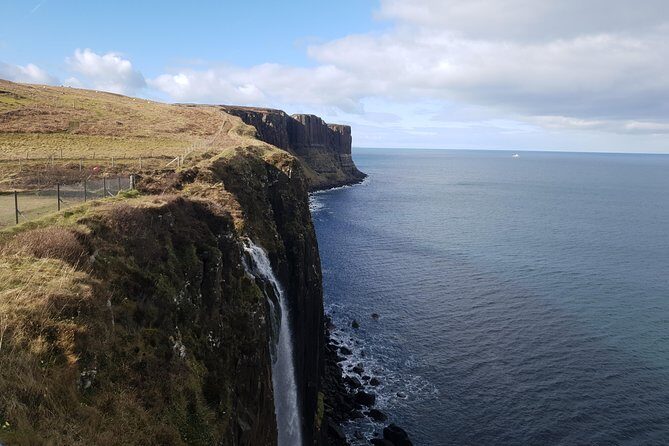 Isle of Skye Private Tour From Inverness - Urquhart Castle: a quick photo moment (10 minutes)