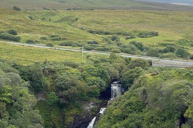 Isle oF SkyeTour.PORTREE,OLD MAN STORR,KILT ROCK.FROM INVERNESS - Crossing Toward Skye: Kyle of Lochalsh and the Skye Bridge Moment