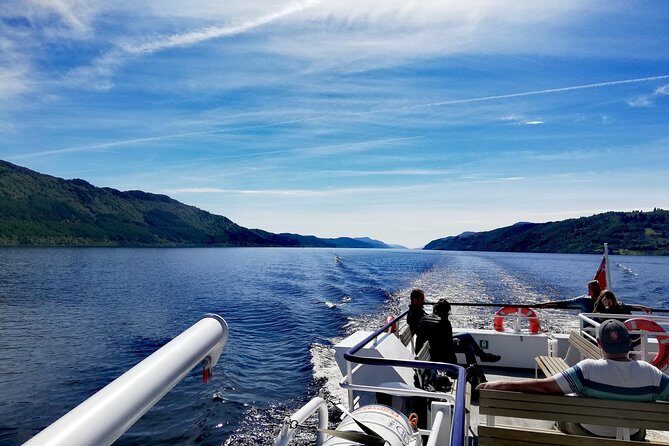 Loch Ness 1-Hour Cruise with Urquhart Castle Views - Clansman Harbour check-in and finding the right dock