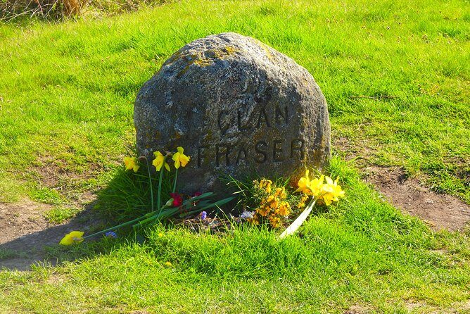 Loch Ness & Culloden Battlefield Private Tour from Inverness - Clava Cairns: Outlander fame meets Bronze Age burial cairns