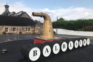 Private Highland Whisky Tour including 10+ Single Malt Tastings - Pickup and timing: 9:30 am to make the most of the day