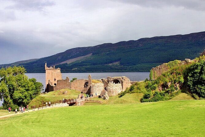 Private Tour to Loch Ness Culloden Battlefield Clava and Cawdor - Loch Ness: the viewpoint circuit plus the Wellington Bomber detail