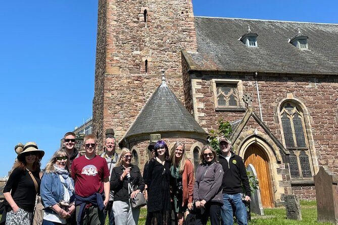 Walking Tours in Inverness City Centre - St Stephen’s Churchyard: Gravestones, Church, and Context